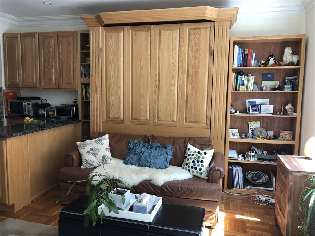 56 Commonwealth Ave, Back Bay