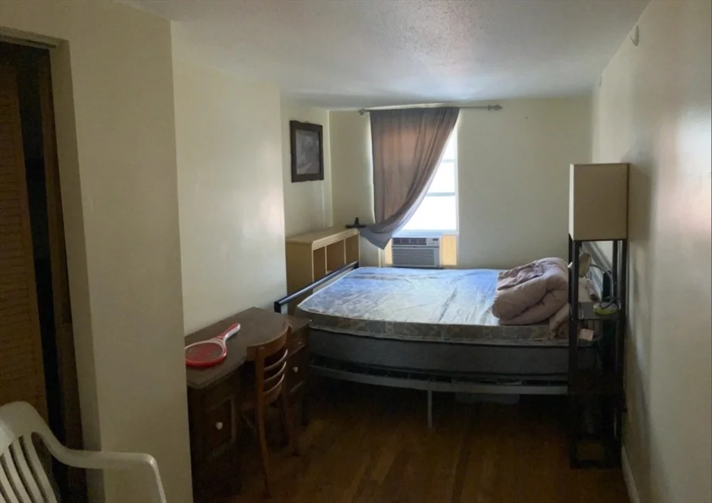 2 Johnny Ct, Chinatown