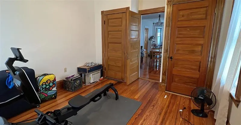 16 Edward Sullivan Rd, Strawberry Hill