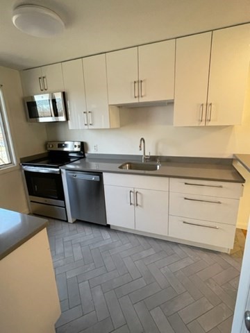 115 St Kolbe Dr, Holyoke