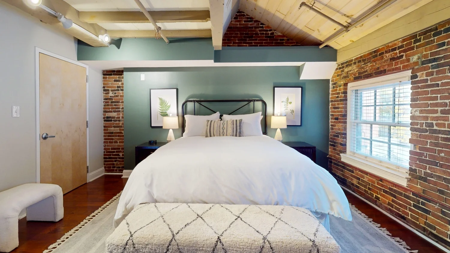 15 Union St, Downtown