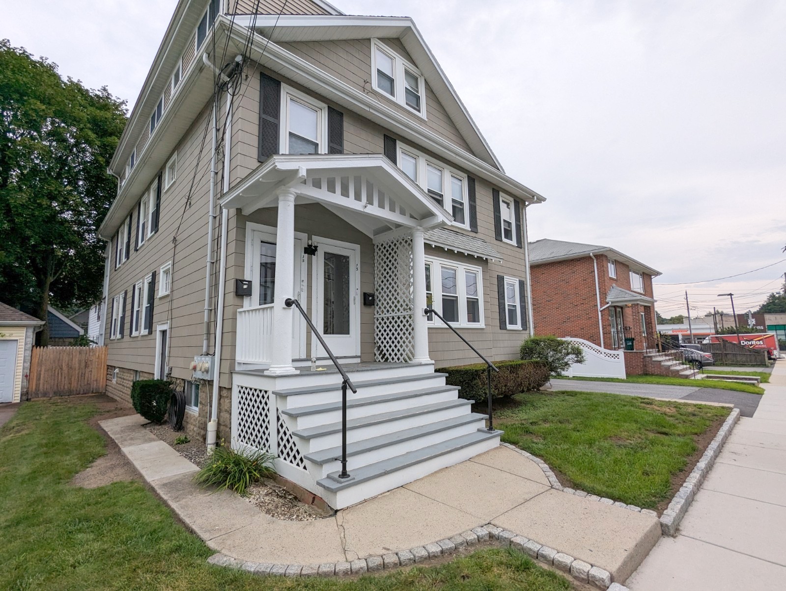 13 Kimball Rd, Watertown