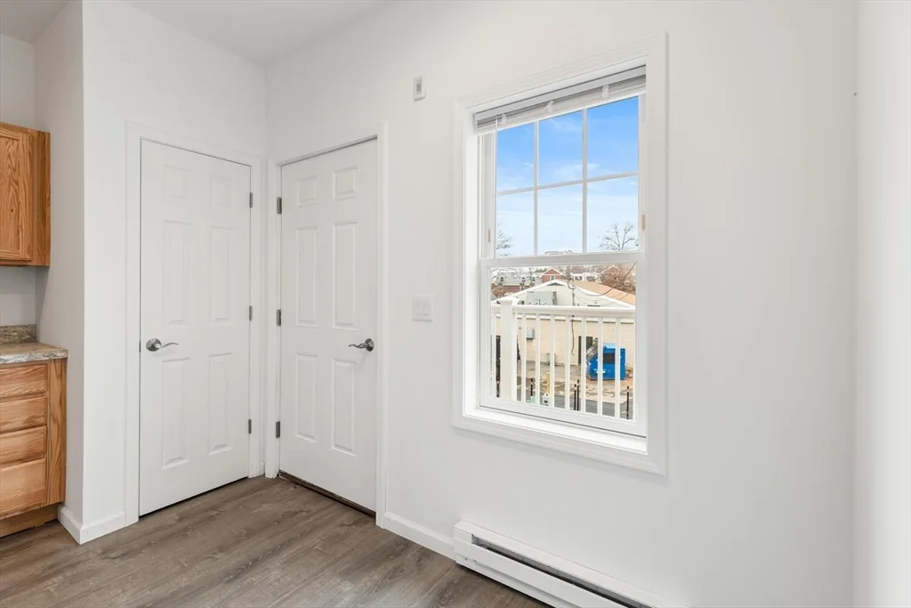 50 R Maplewood Ave, Gloucester