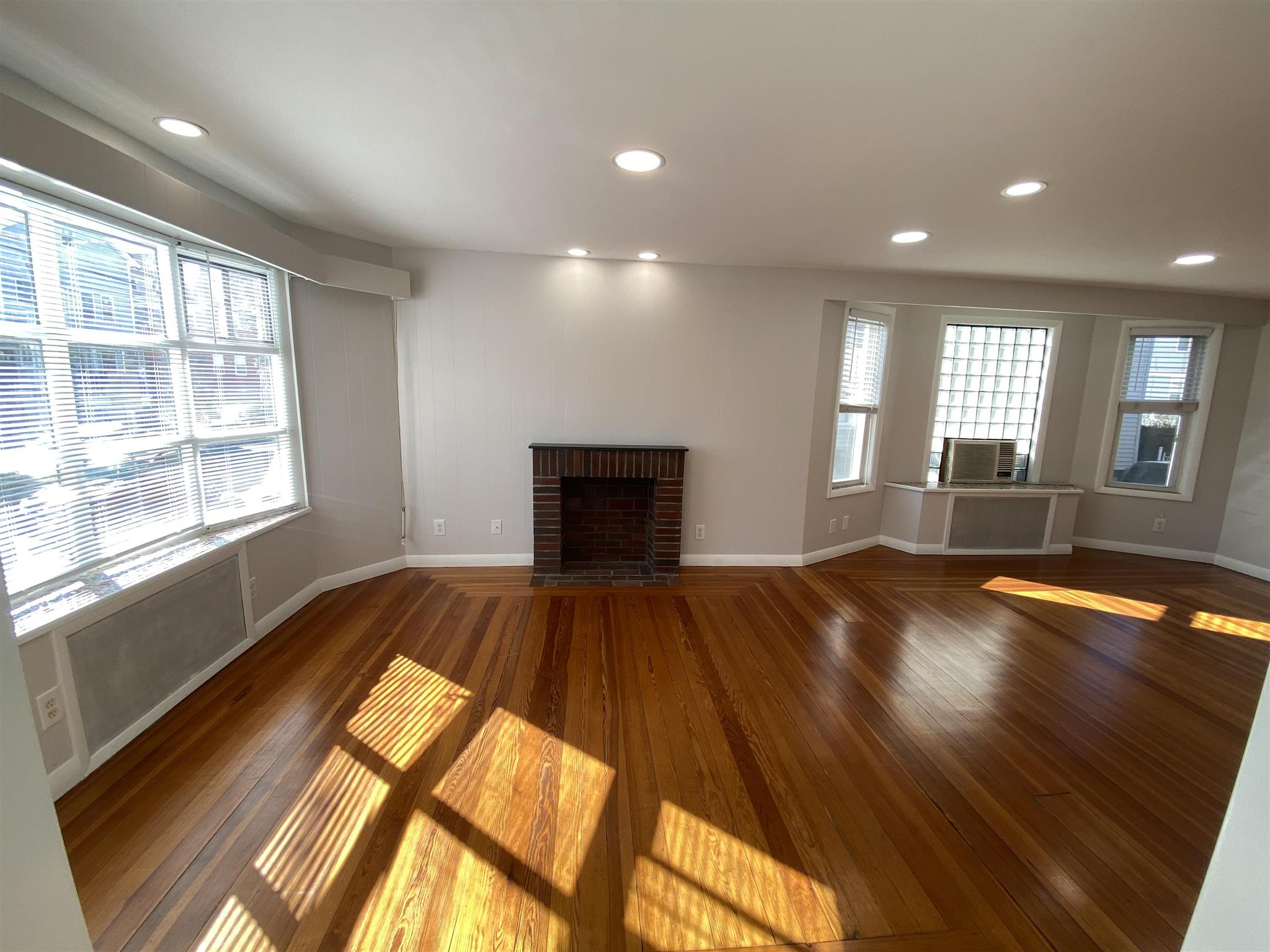 16 Alexander Ave, South Medford