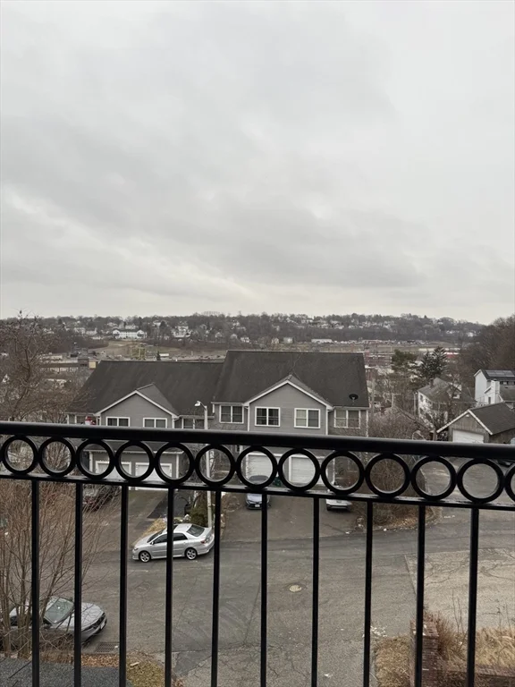 30 Johnson St, Worcester