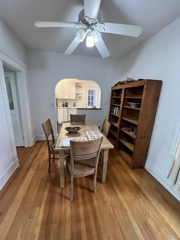 17 Grovenor Rd, Jamaica Plain