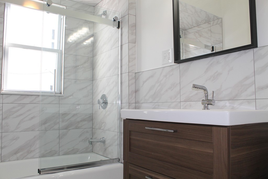 1014 South St, Roslindale