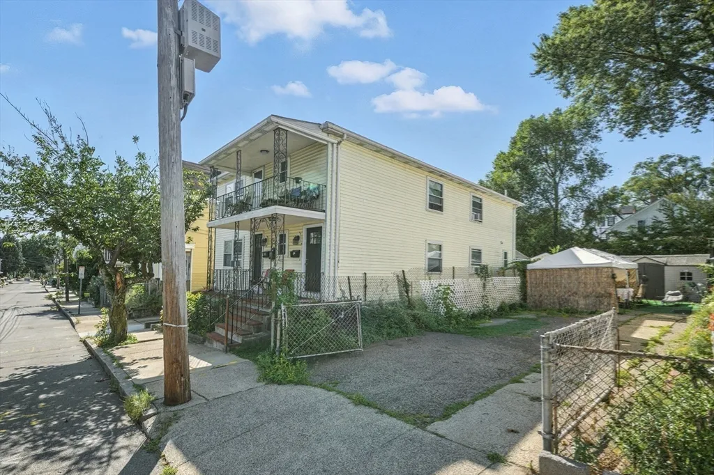 57 Newbury St, Teele Square