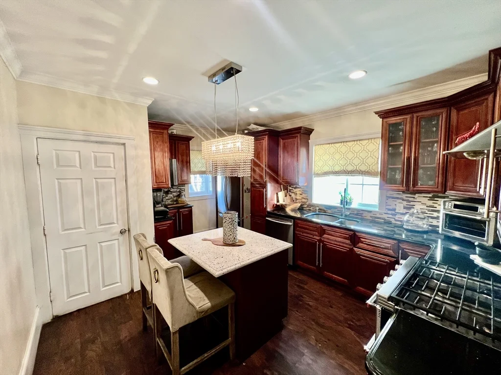 41 Pearl St, Everett