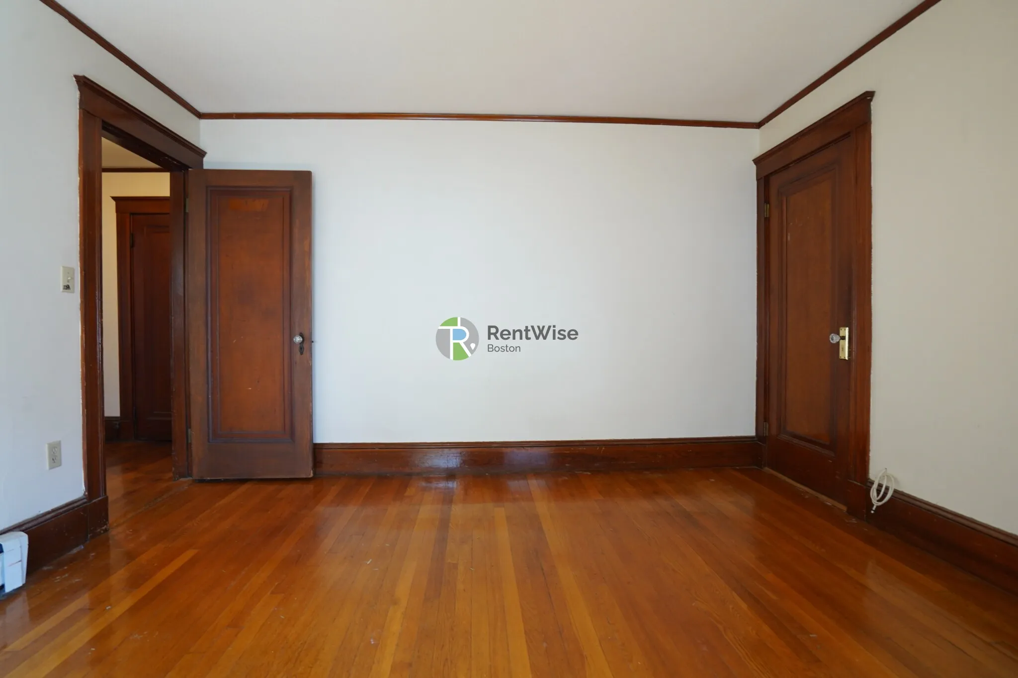 467 Washington St, Brighton