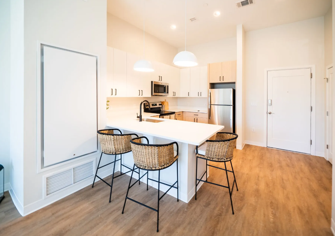 289 Walk Hill St, Roslindale