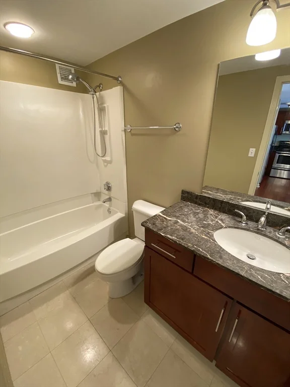 10 Museum Way, East Cambridge