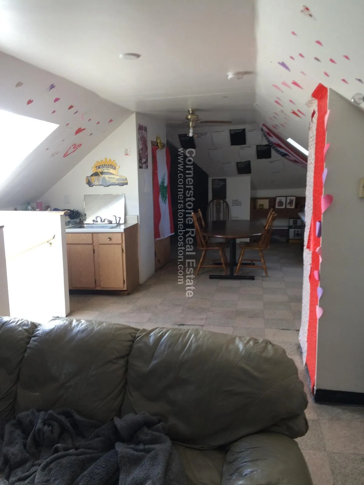 55 Hillside St, Mission Hill