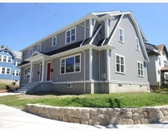 3 Oakley Rd, Watertown