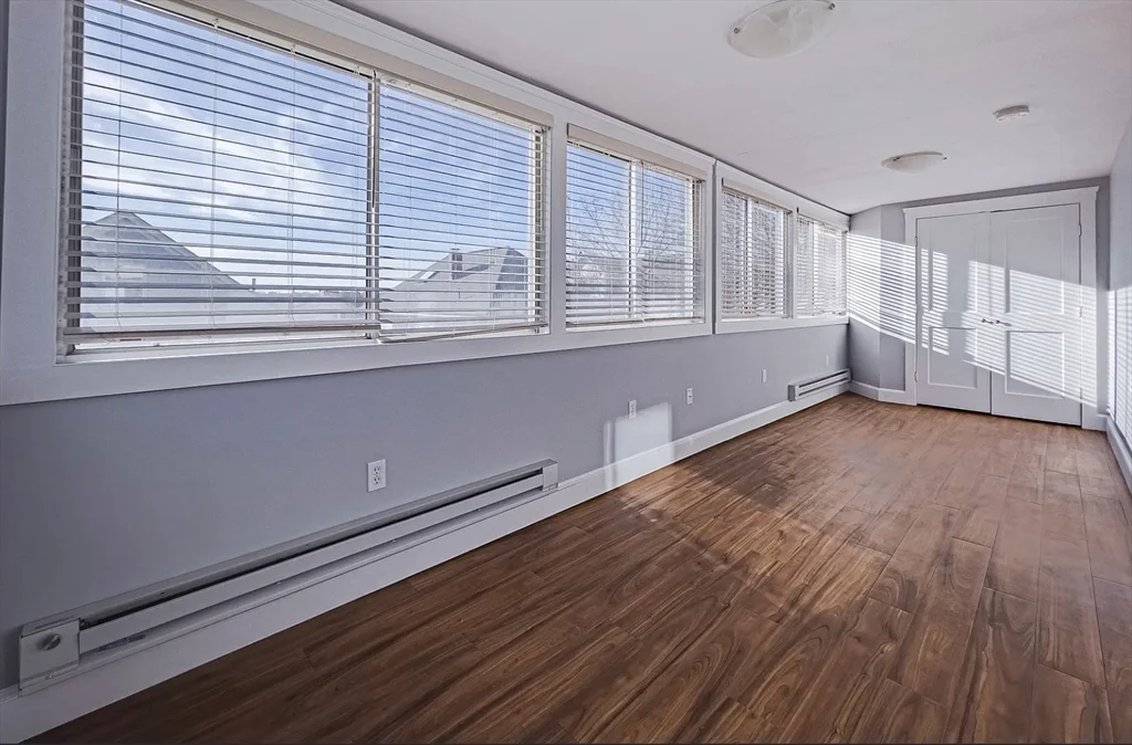 8 Putnam Rd, Assembly Square