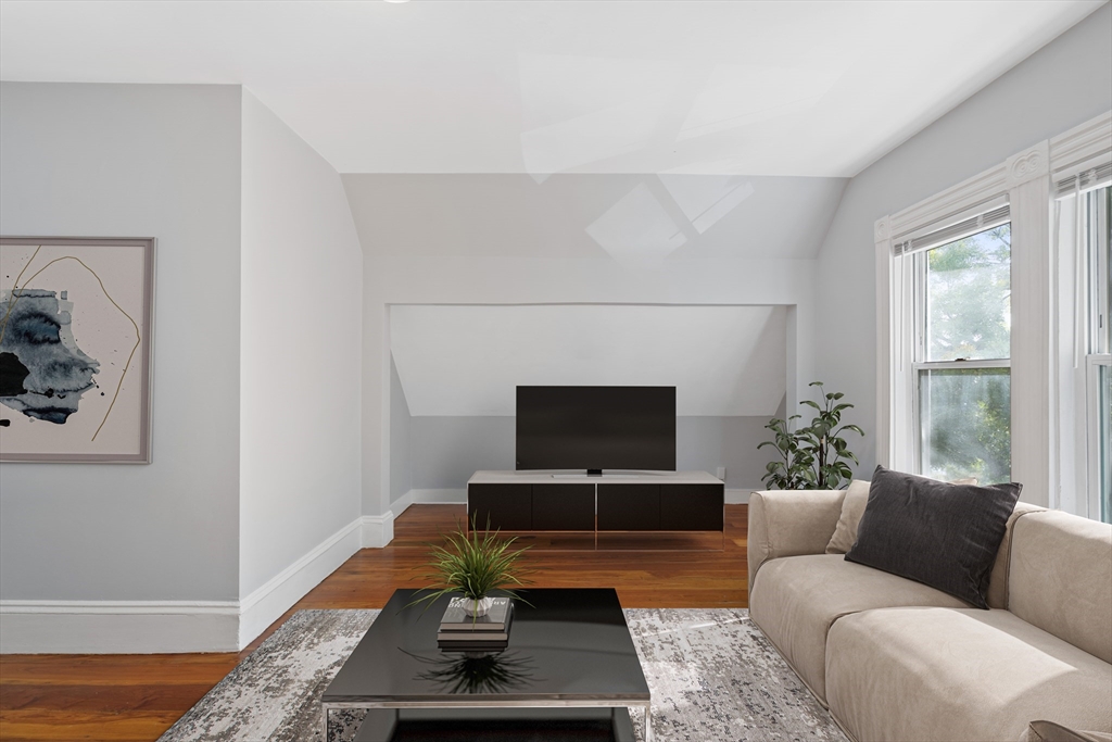 54 Msgr Patrick Lydon Way, Dorchester