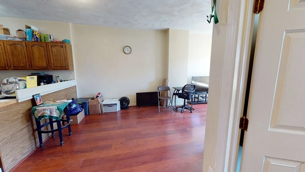 18 South Huntington Ave, Jamaica Plain