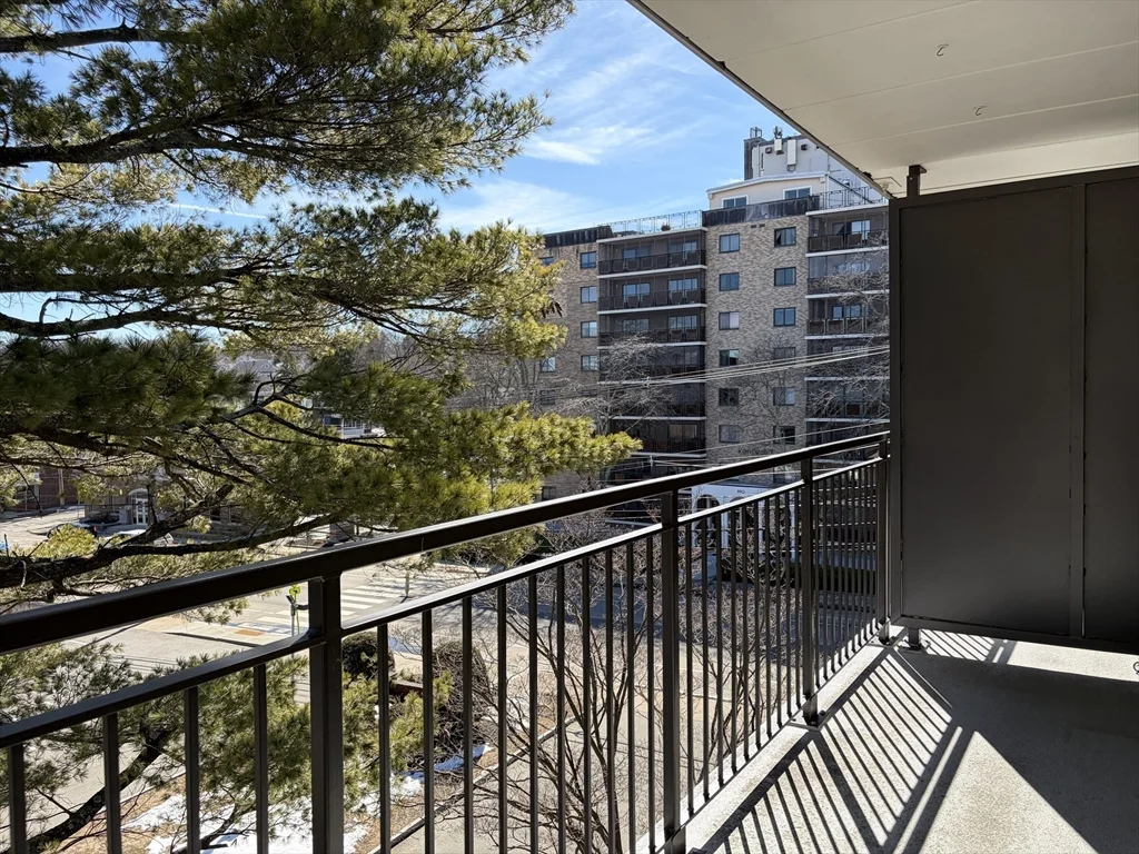 995 Mass Ave, Arlington