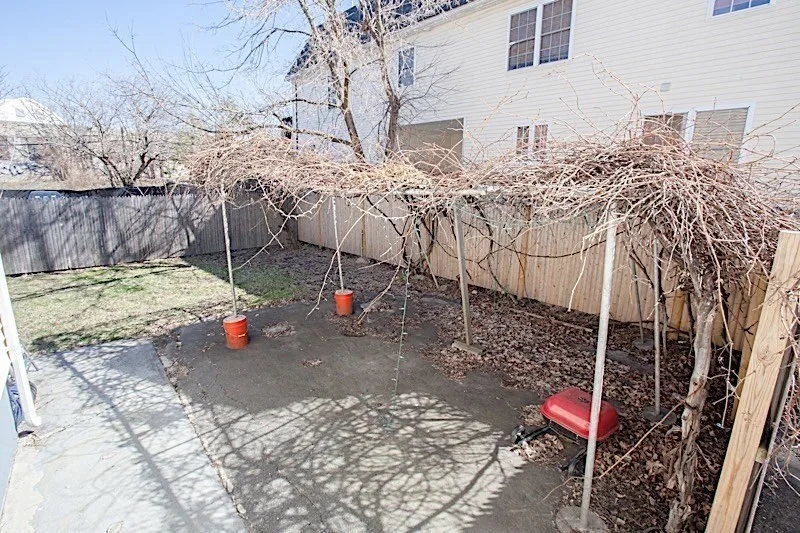 22 Murdock St, Ball Square