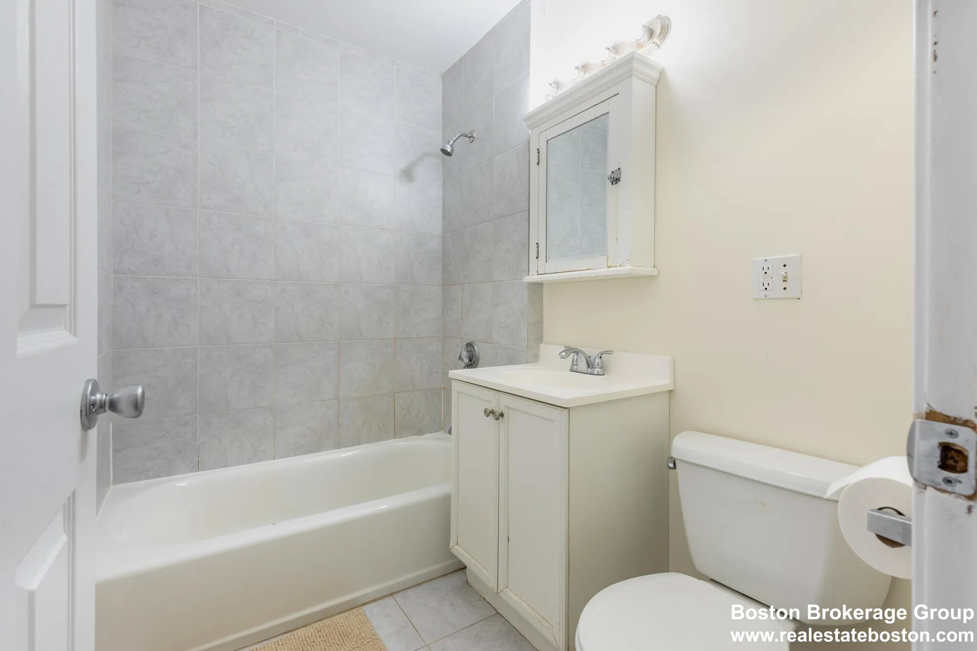 59-61 Hillside St, Mission Hill