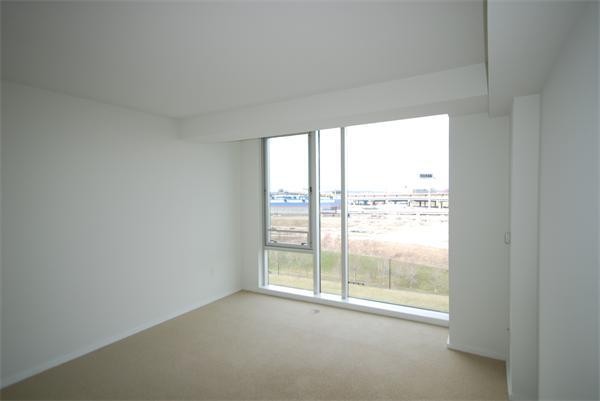 2 Earhart, East Cambridge