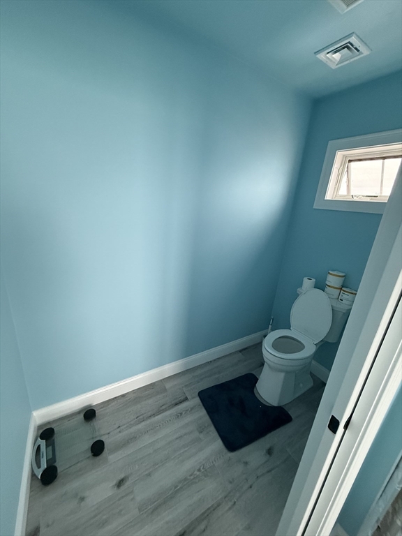 10 Charlotte St, Rexhame