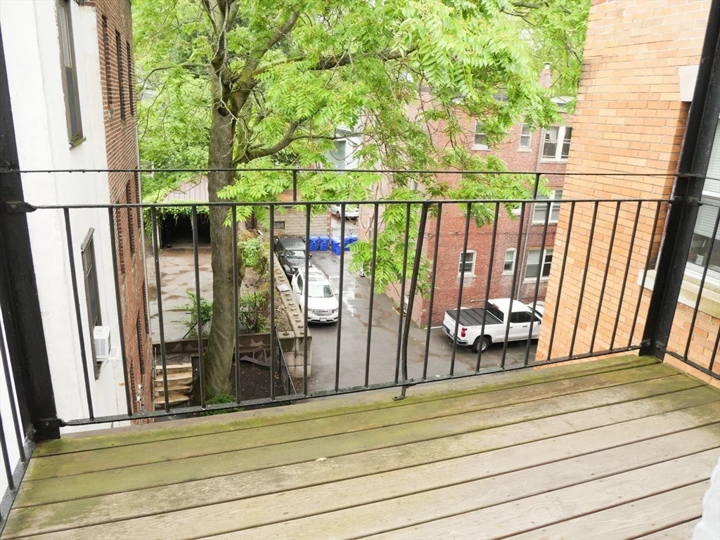 373 Harvard St, North Brookline