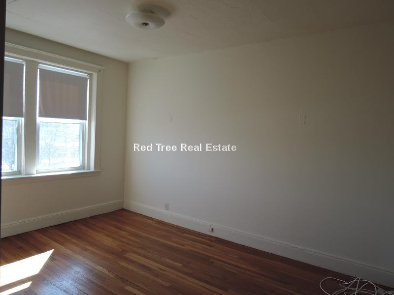 1810 Commonwealth Ave, Brighton