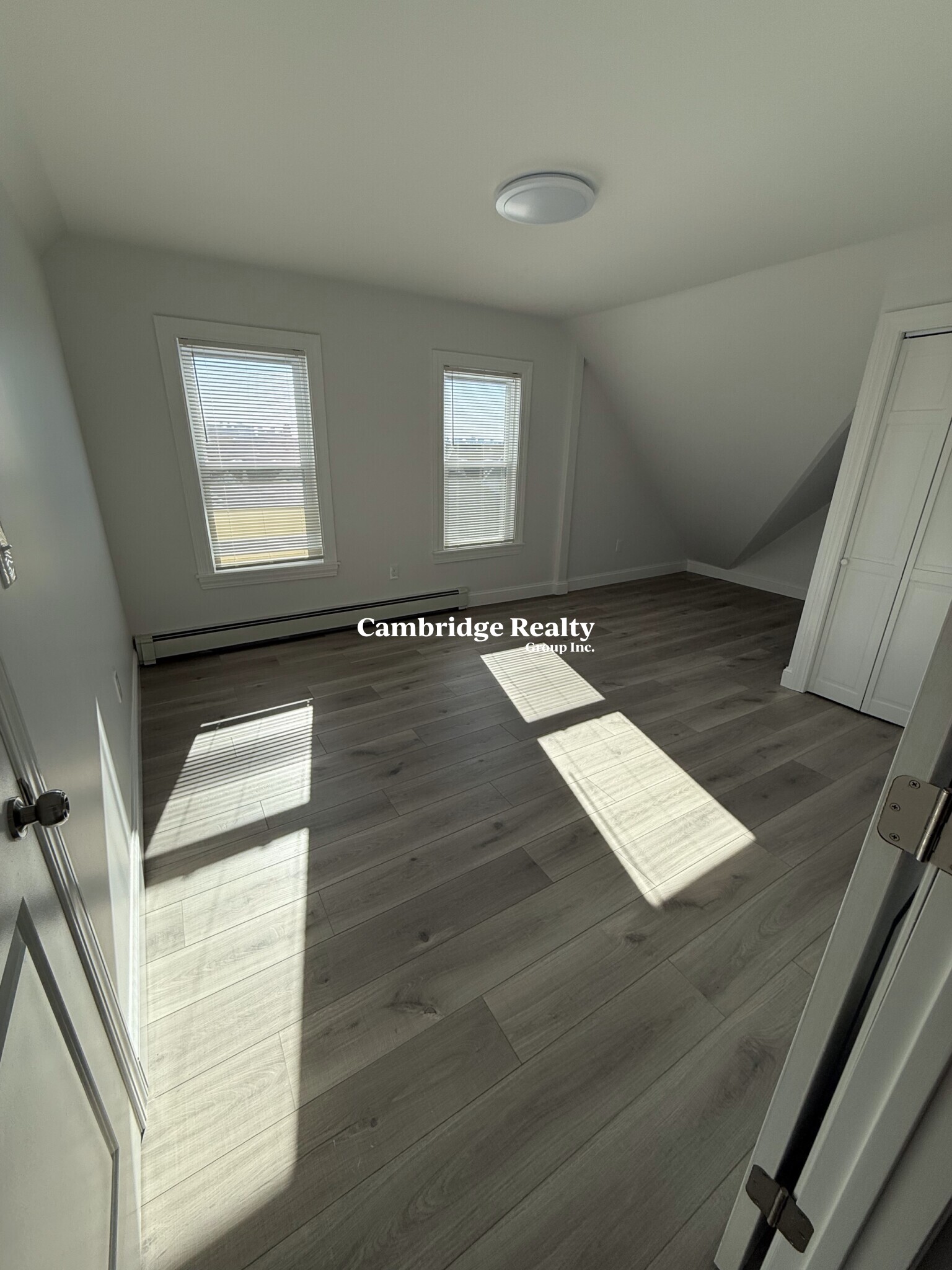 380 Main St, Everett