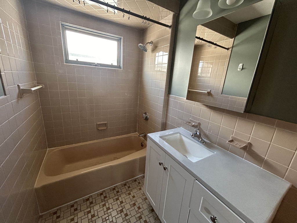 65 Egerton Rd, Arlington