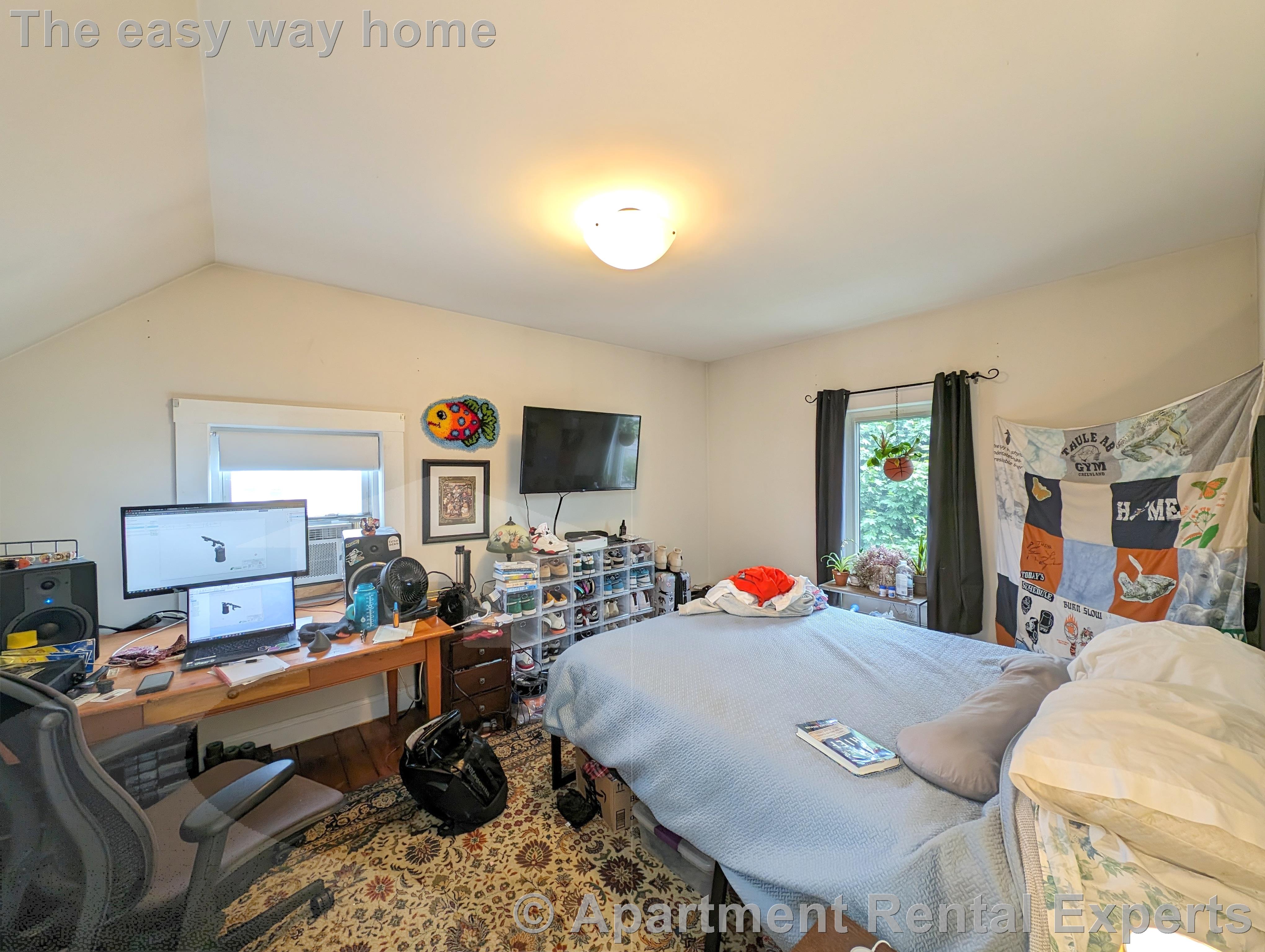 65 Medford St, Magoun Square