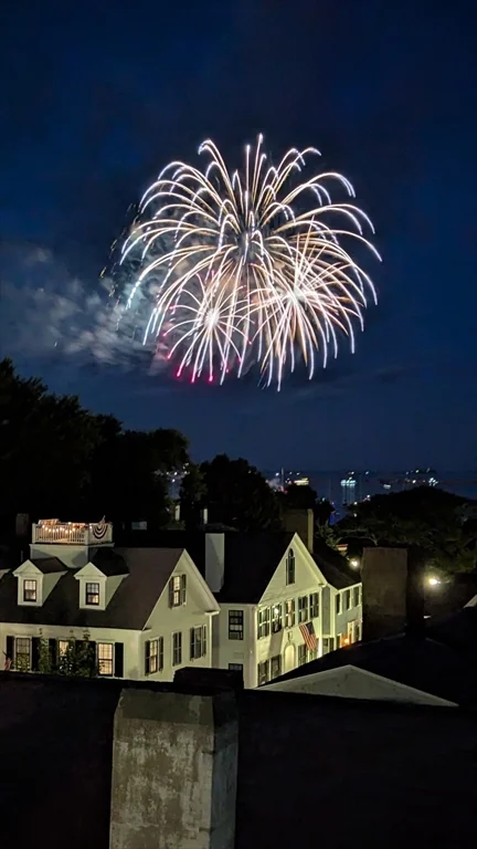 6 Main St Ext, Downtown