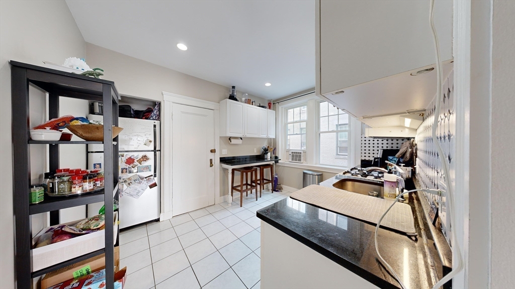 2035 Commonwealth Ave, Boston
