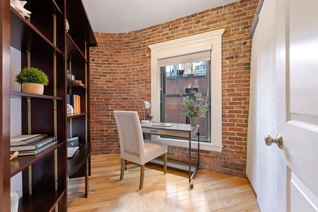 99-105 Broad, Waterfront