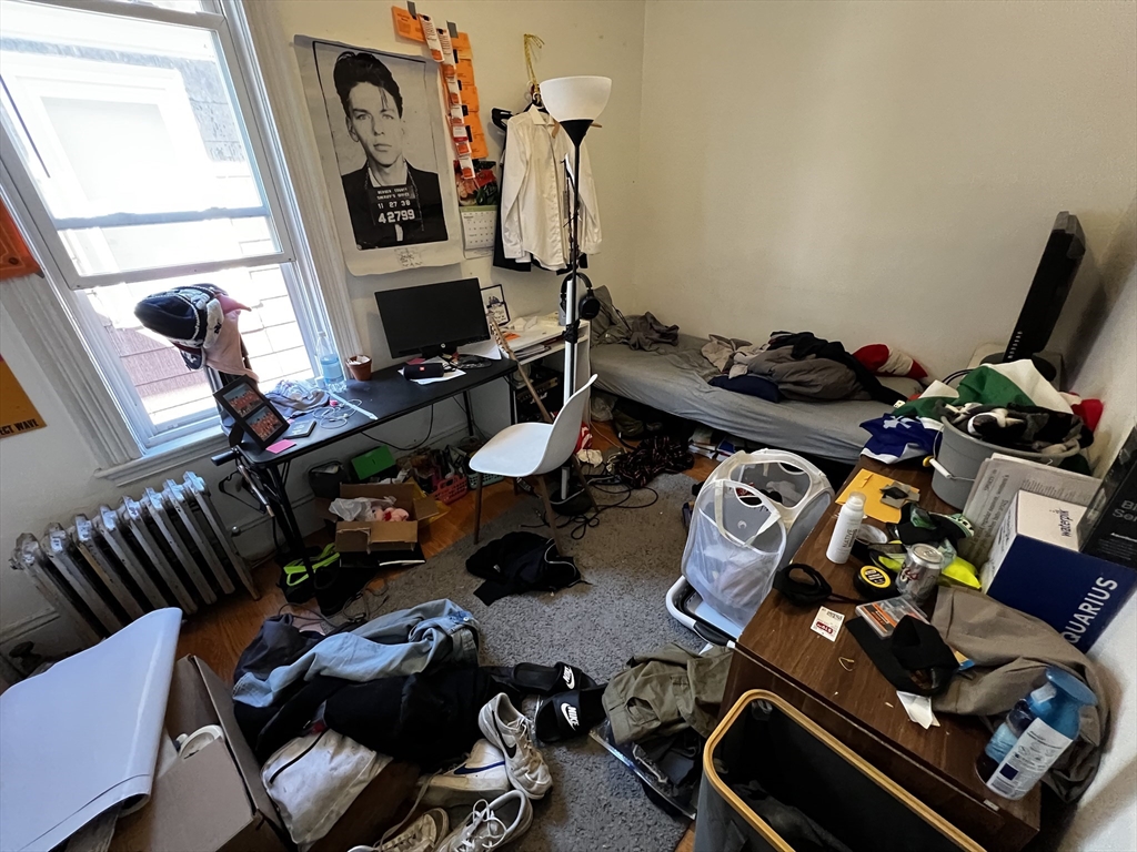 34 Cherokee St, Mission Hill