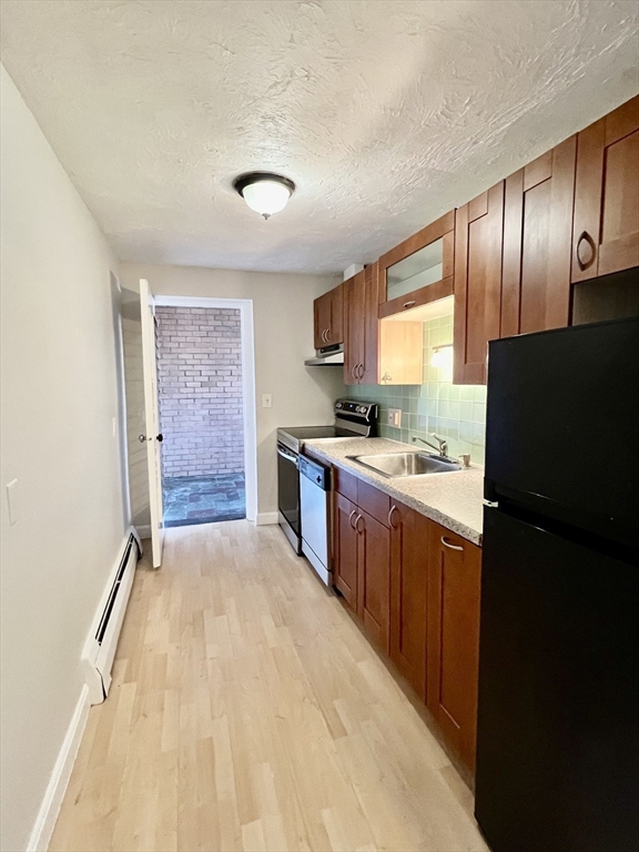 15 Commonwealth Ct, Brighton