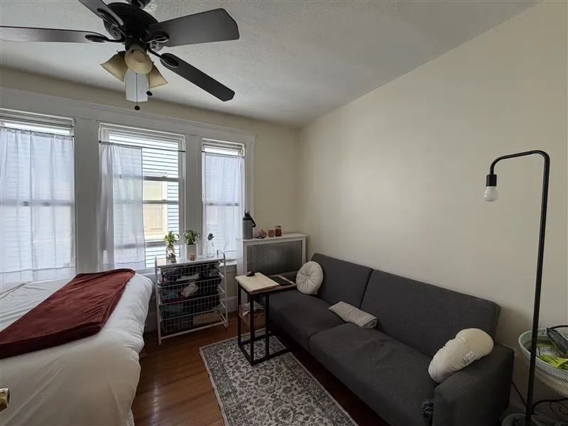 35 Magnus Ave, Ward Two