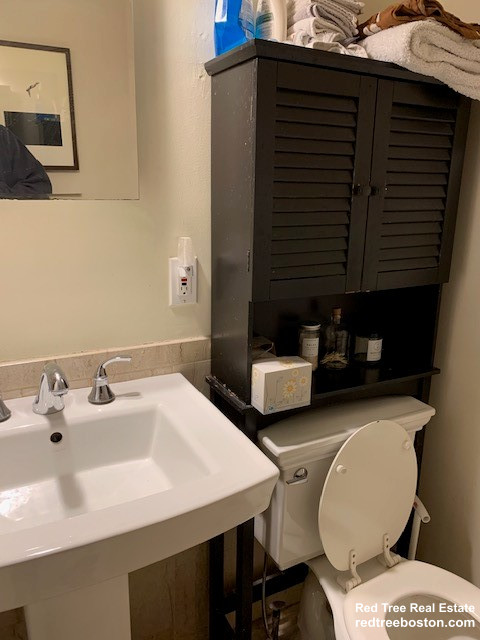 88 West Cedar St, Beacon Hill