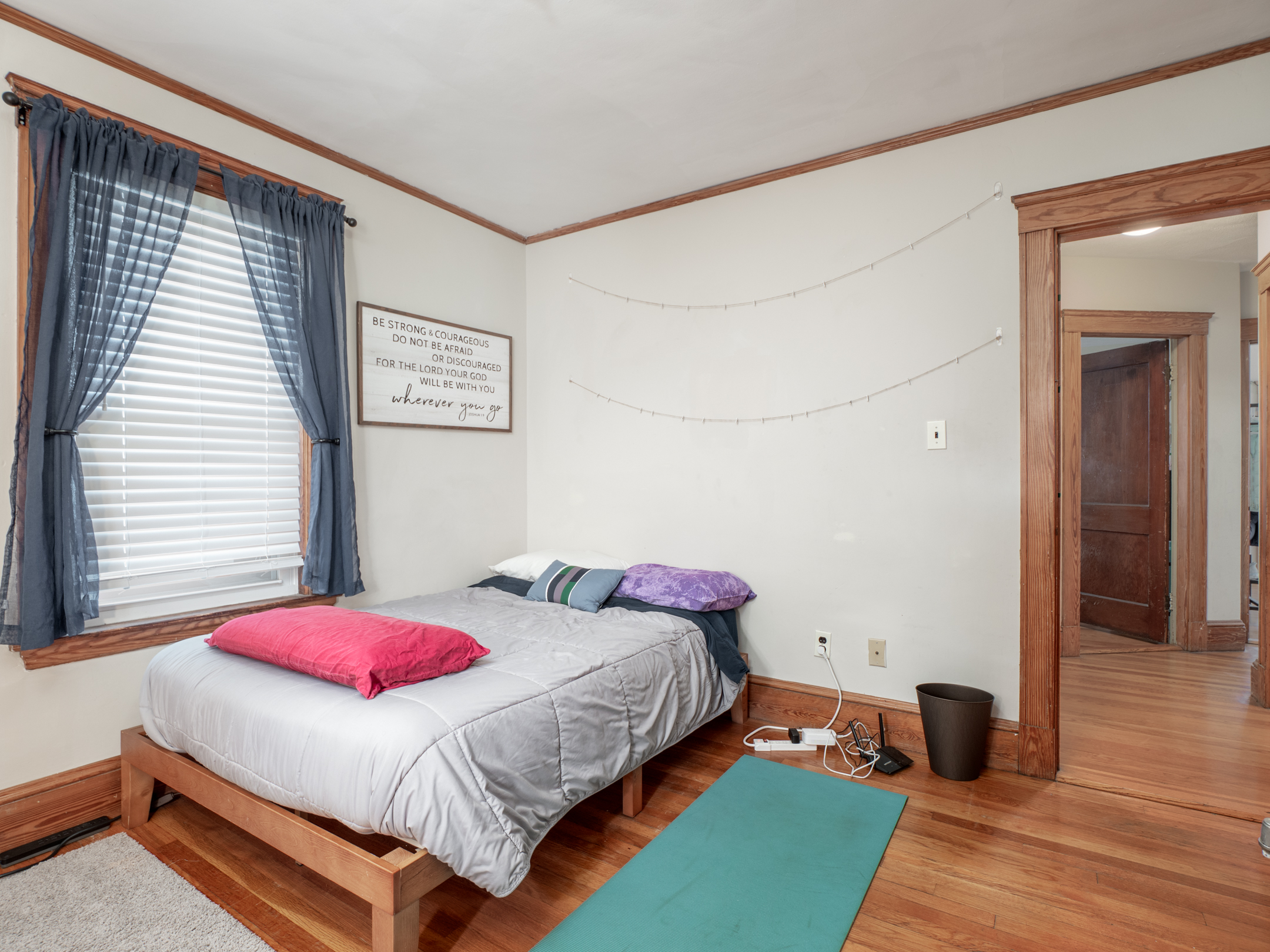 54 Upland Rd, West Somerville