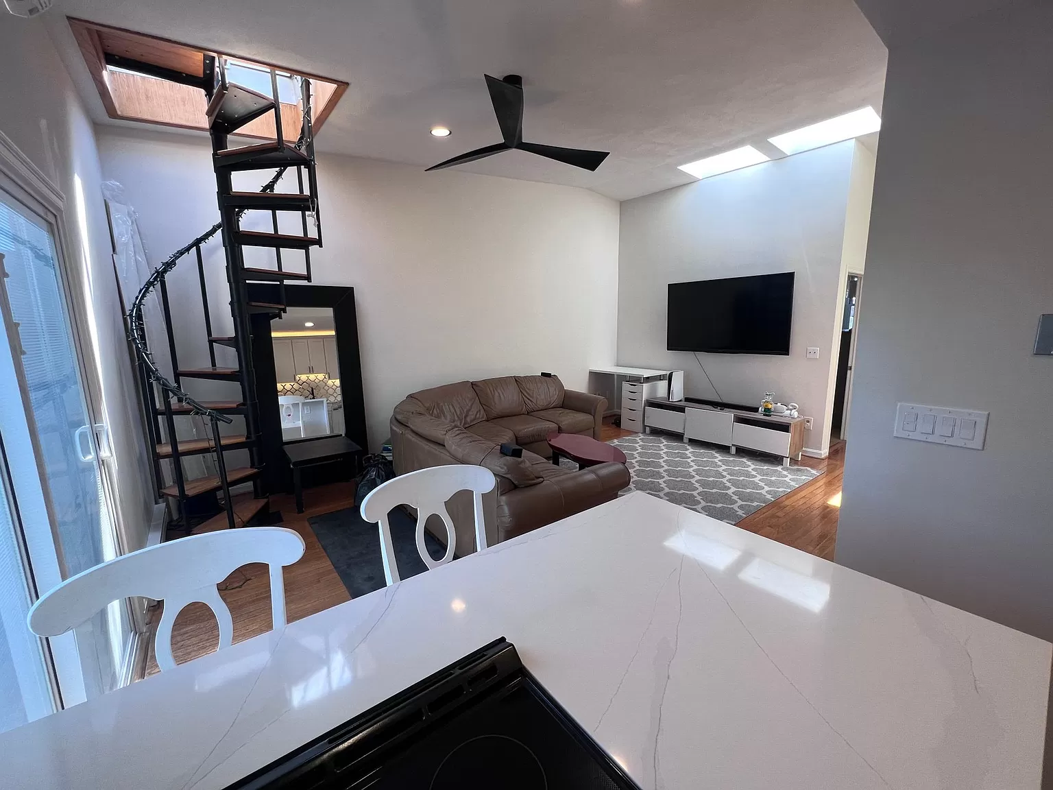 608 Dorchester Ave, South Boston