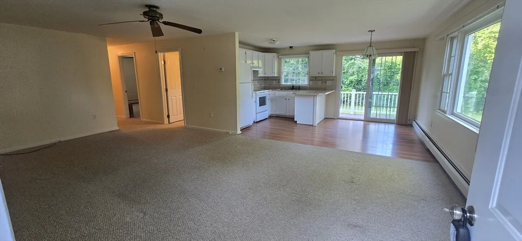 18 Crescent Ave, West Brookfield