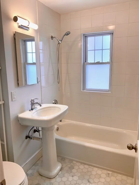201 Langley Rd, Newton
