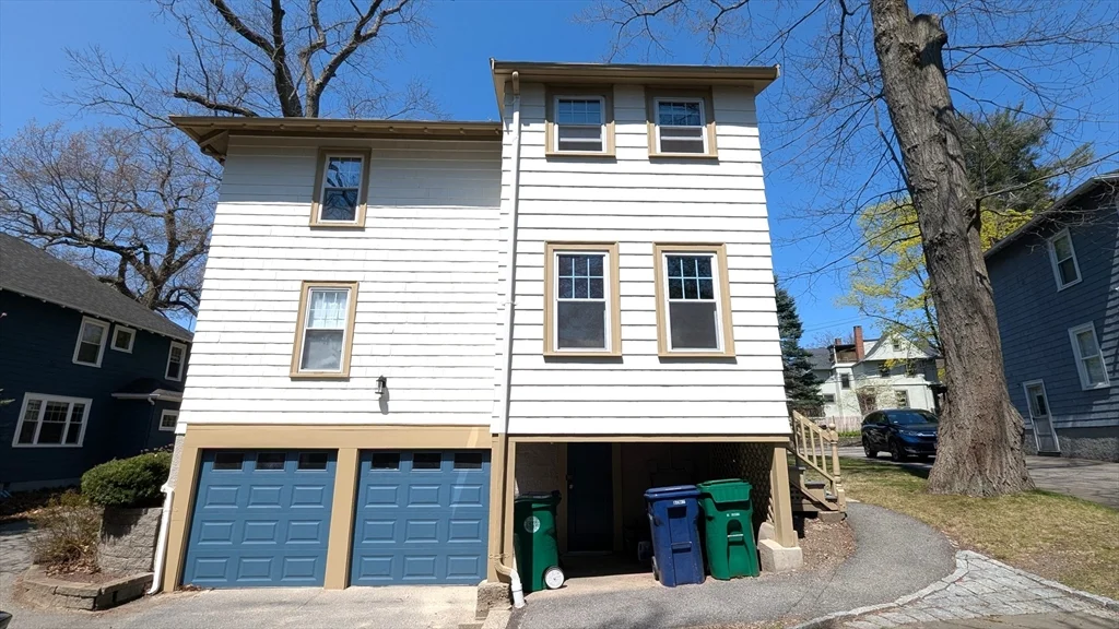 12 Athelstane Rd, Newton Center