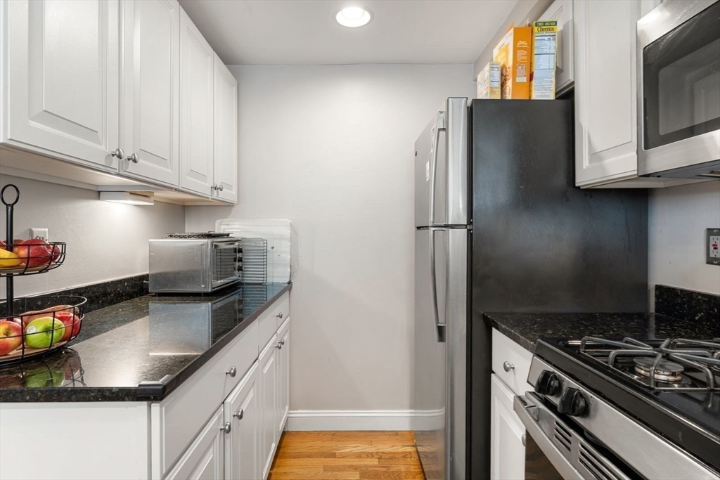 249 Cypress St, Brookline