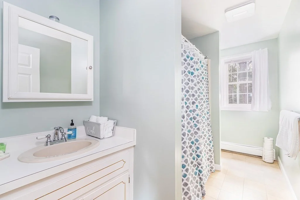 67 Old Post Rd, Centerville