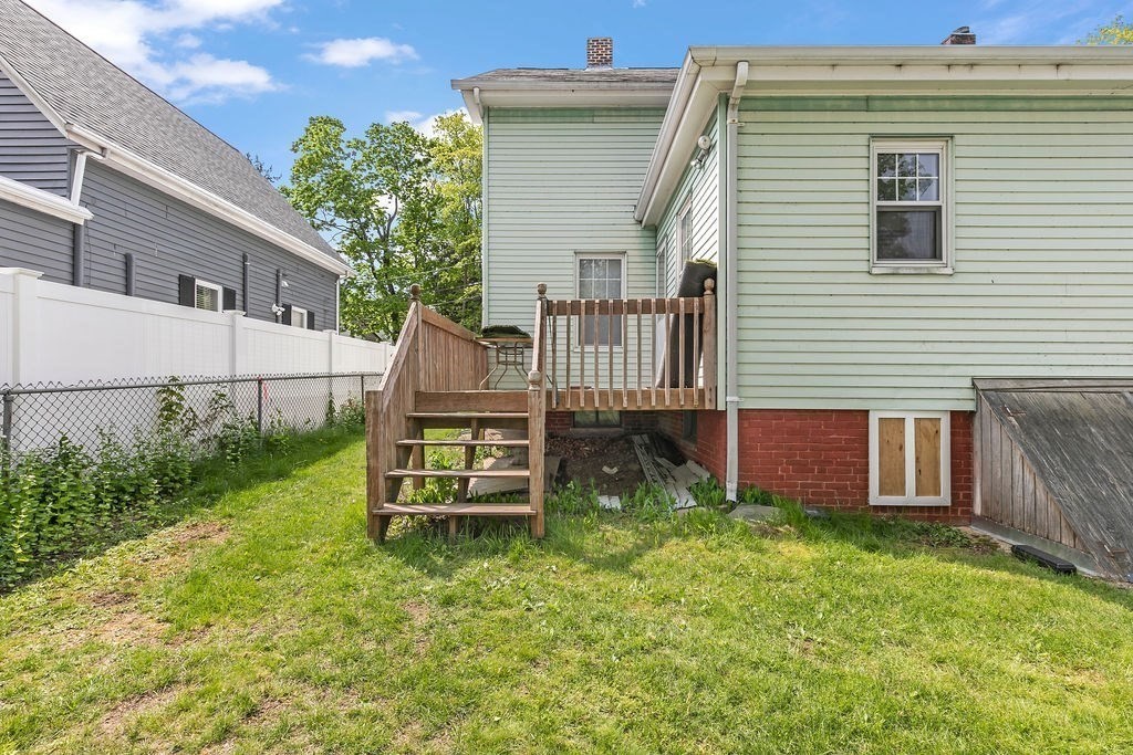 10 Cottage St, Attleboro Falls