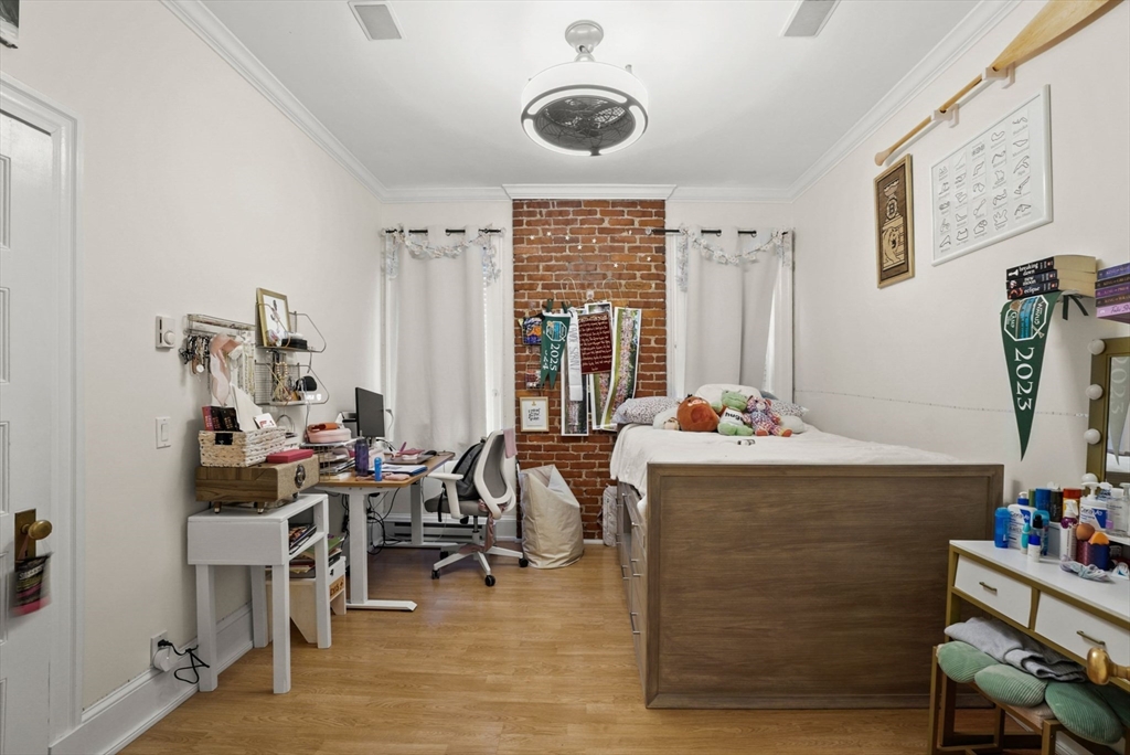 15 Pinckney St, Beacon Hill