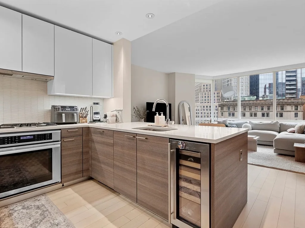 1 Franklin St, Midtown