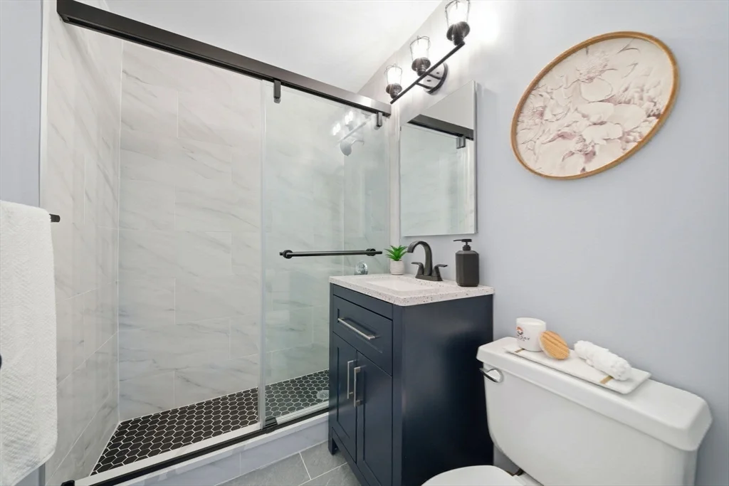 20 Radcliffe Rd, Allston