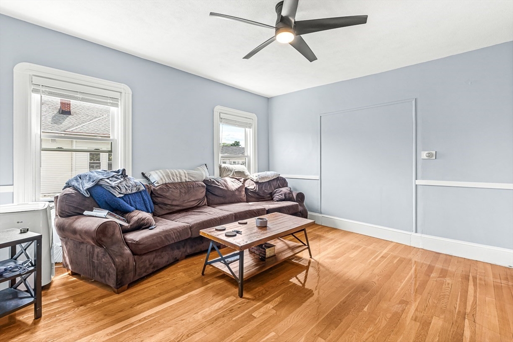 91 Third St, Medford